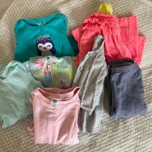 BABY GIRL SIZE 12-18 MONTHS MISC CLOTHING BUNDLE